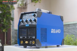 TIG 300A CS6S size nhỏ.jpg