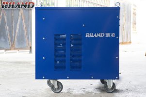 WSME 400I CS3s size nhỏ wed.jpg